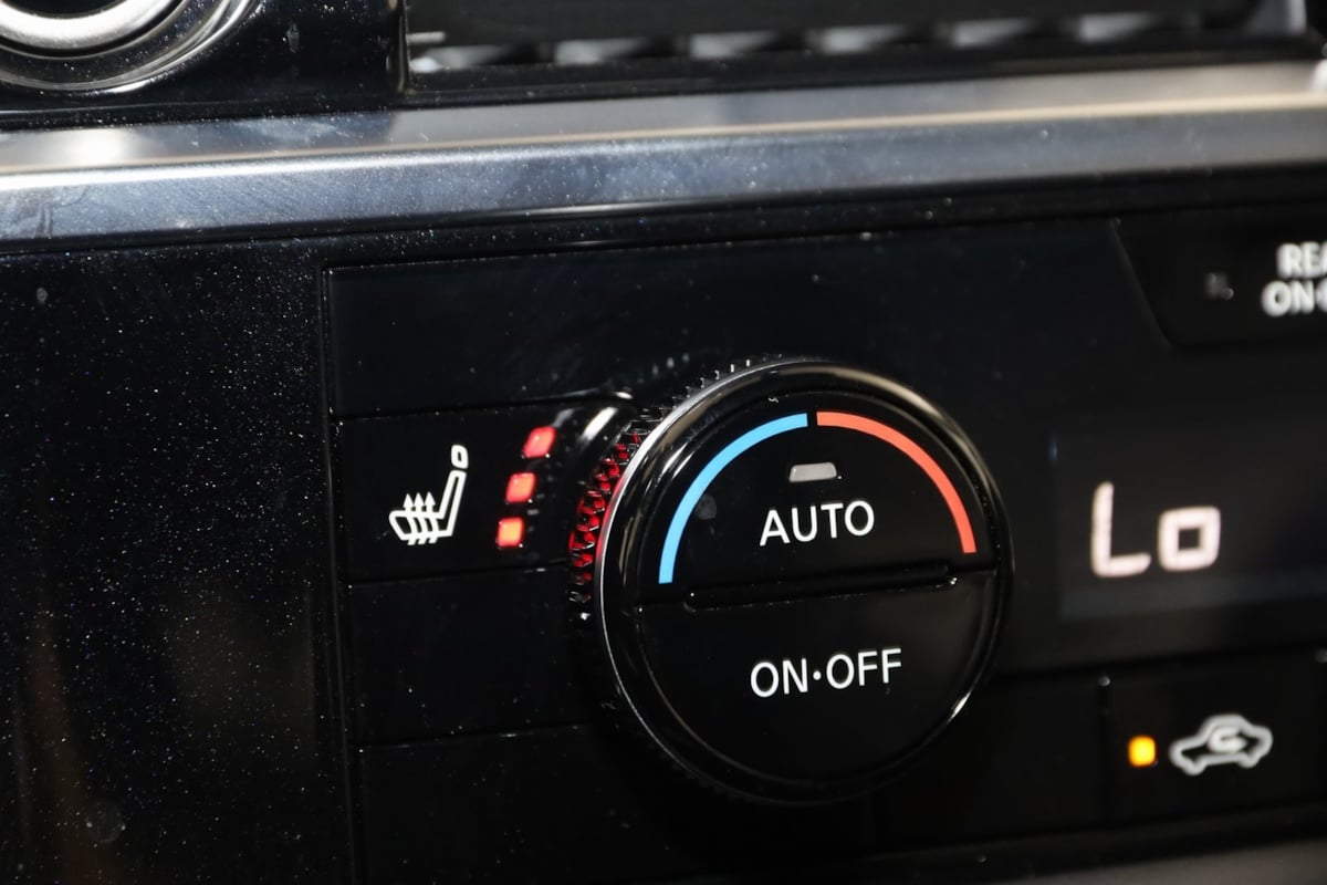 2023 Nissan Pathfinder SL photo 4