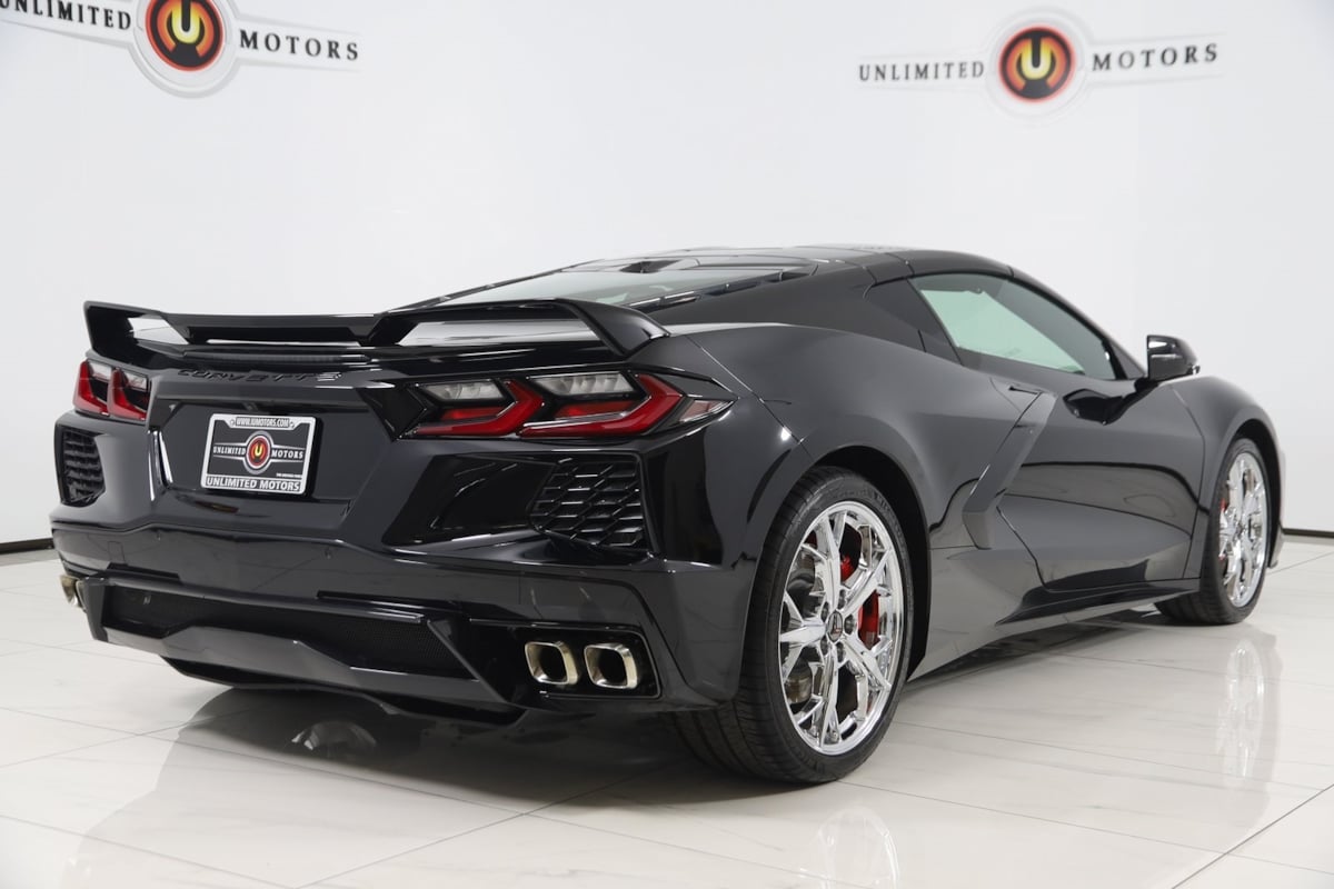 2020 Chevrolet Corvette 3LT photo 2