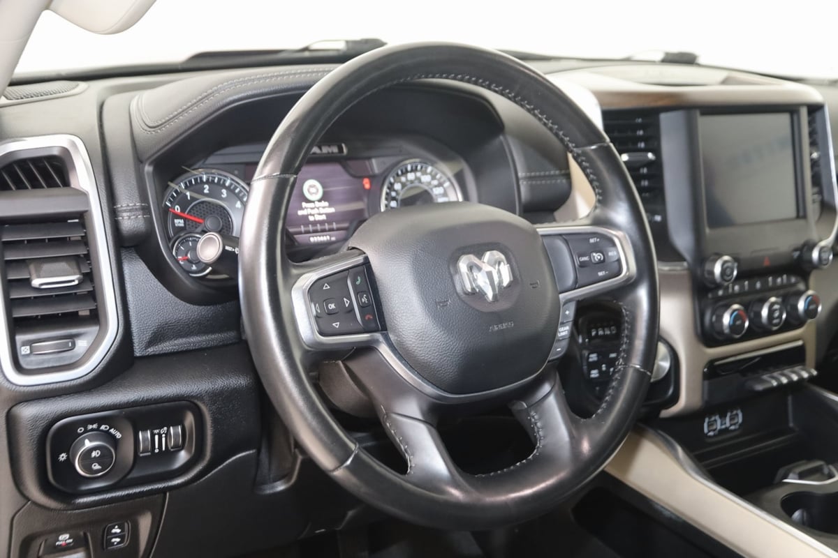 2022 Ram 1500 Laramie photo 4