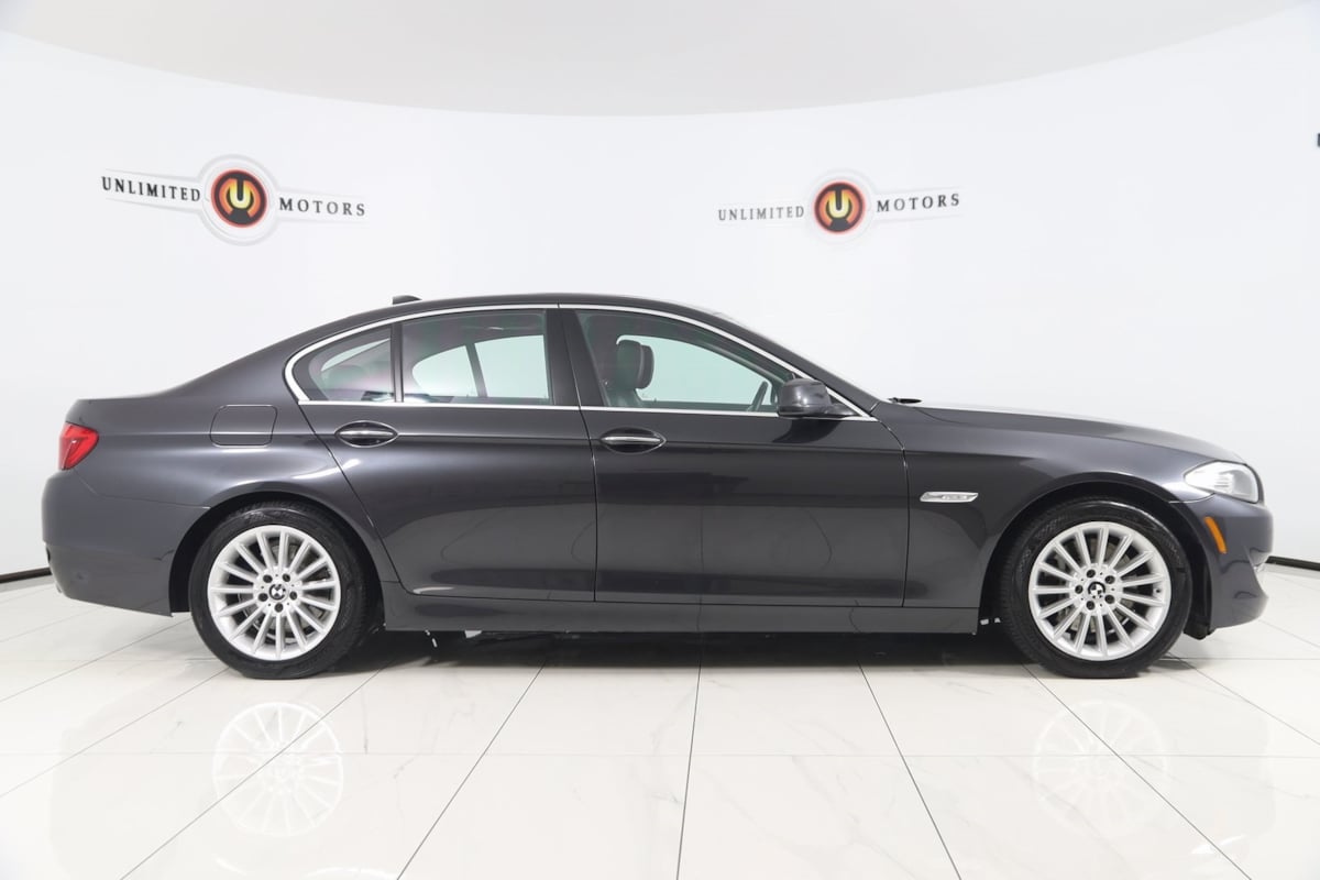 2013 Bmw 535i xDrive photo 2