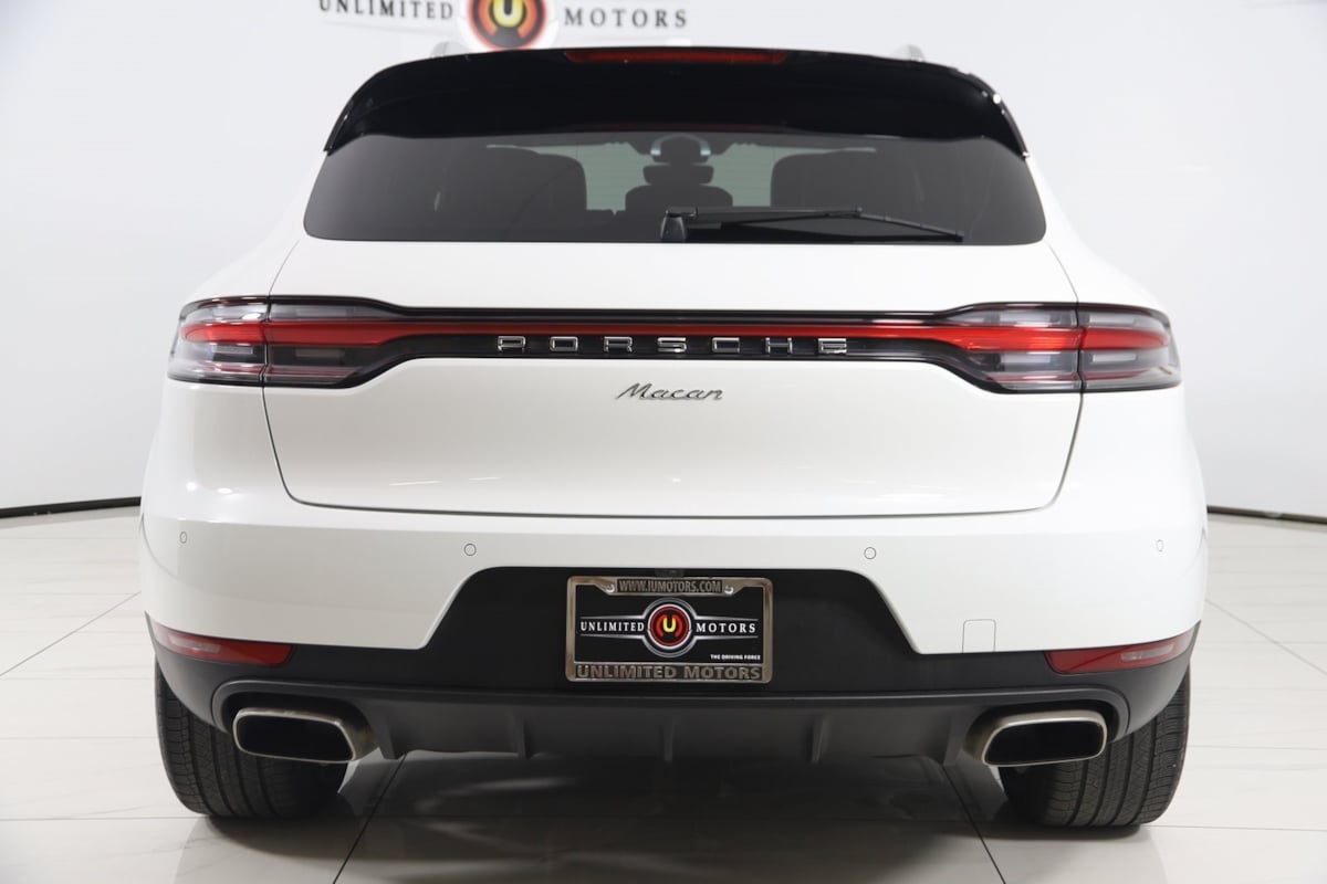 2021 Porsche Macan Base photo 4