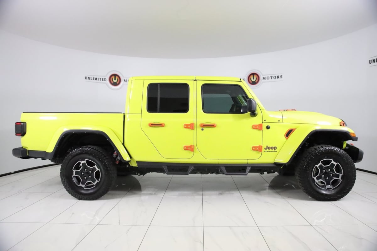 2023 Jeep Gladiator Mojave photo 2