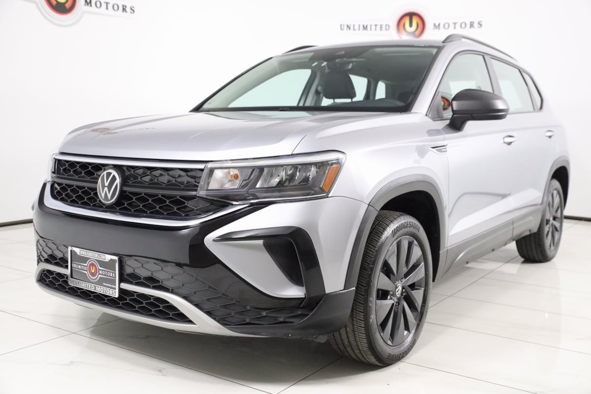 2024 Volkswagen Taos S photo 4