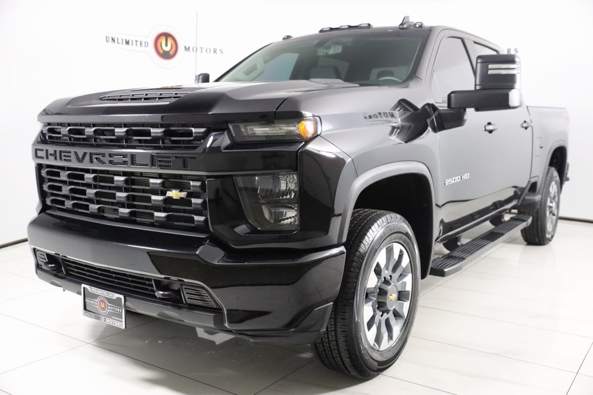 2023 Chevrolet Silverado 2500HD Custom photo 4