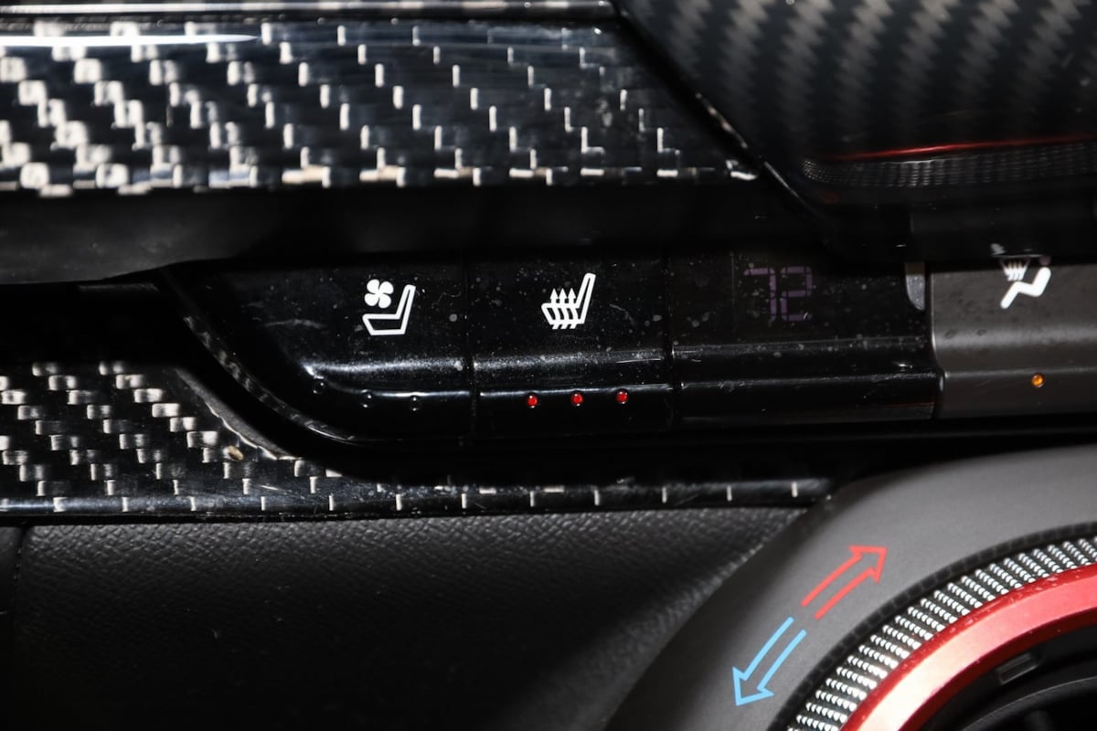 2018 Chevrolet Camaro 2SS photo 4