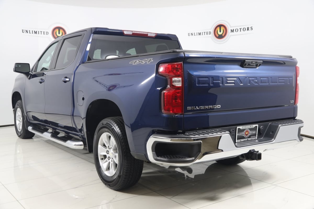 2022 Chevrolet Silverado 1500 LT photo 4