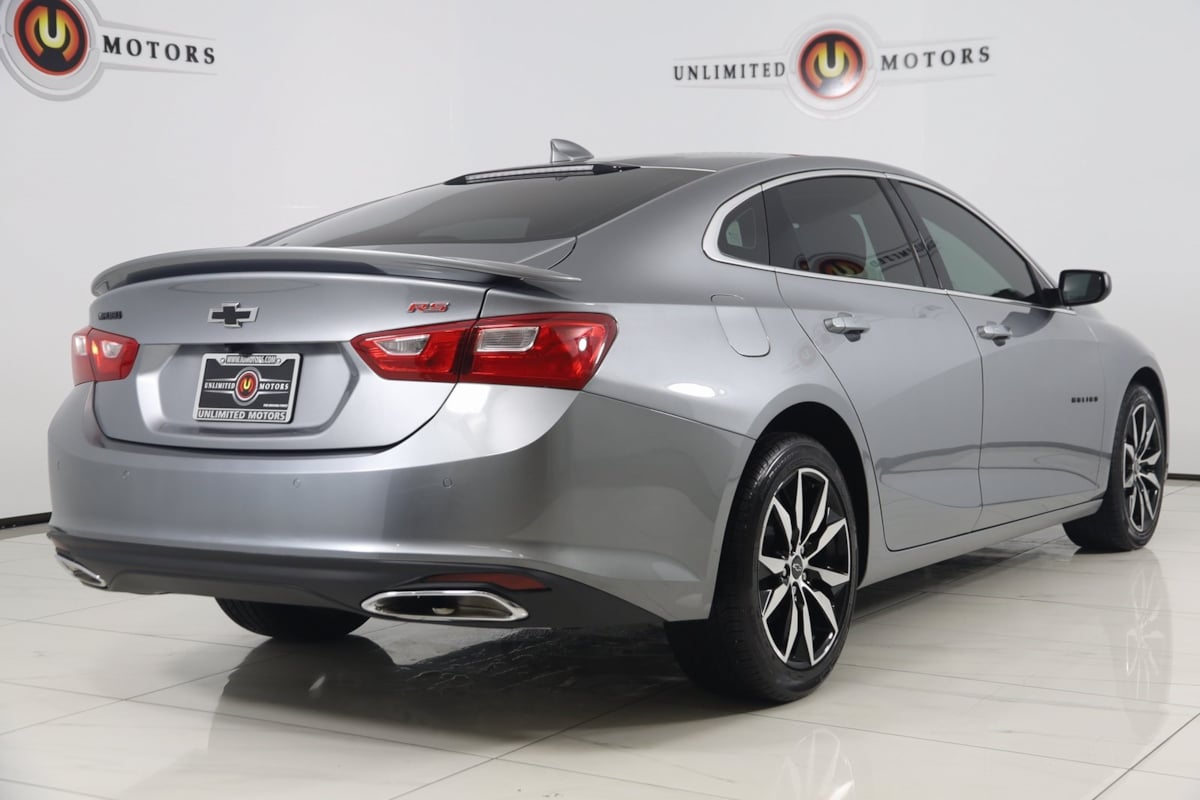 2024 Chevrolet Malibu RS photo 3