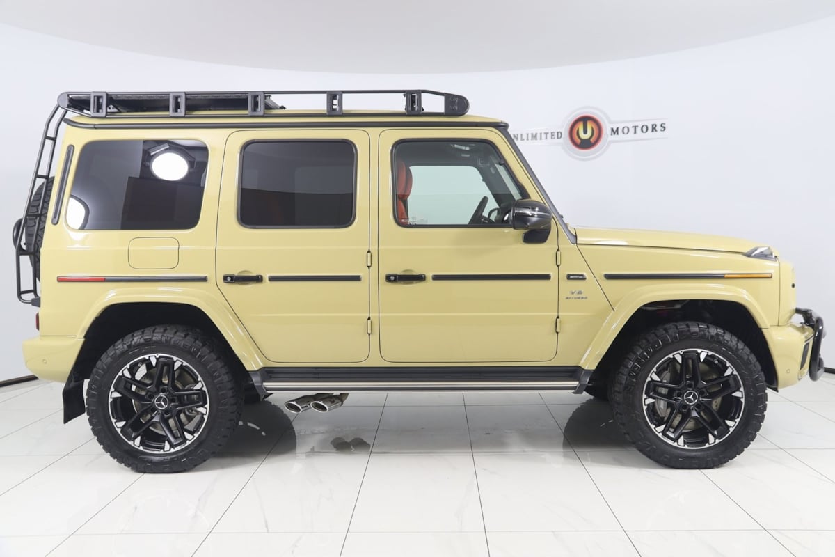 2025 Mercedes Benz G 63 AMG photo 2