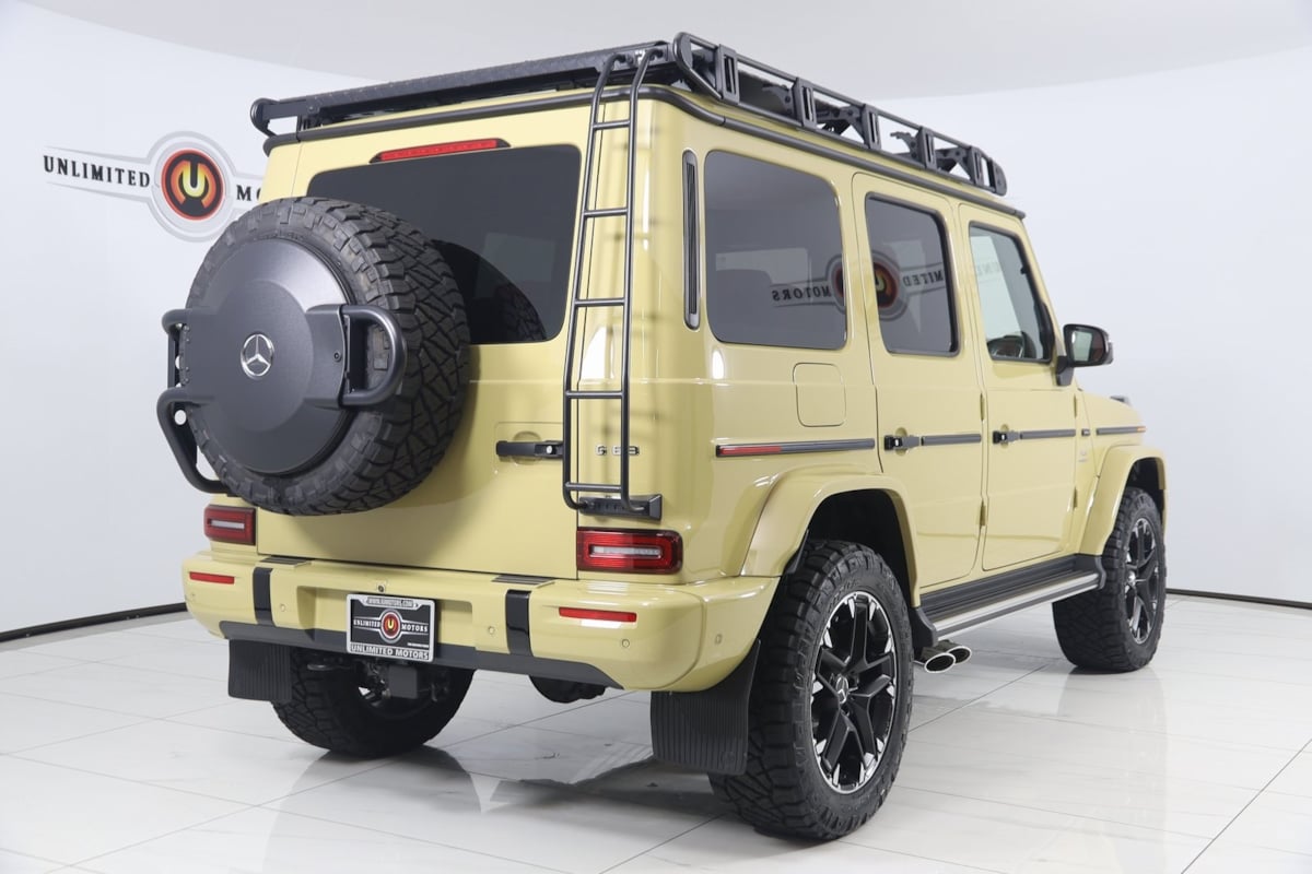 2025 Mercedes Benz G 63 AMG photo 3