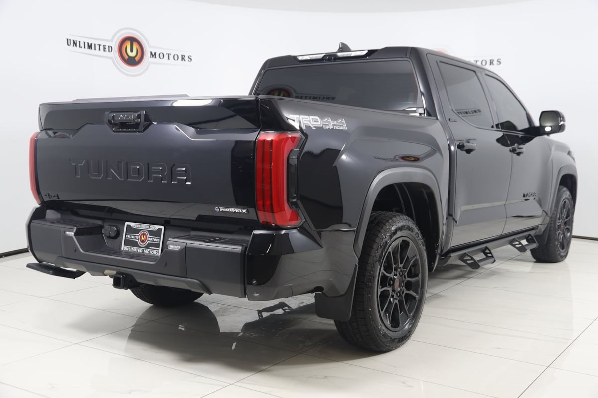 2025 Toyota Tundra Limited photo 2