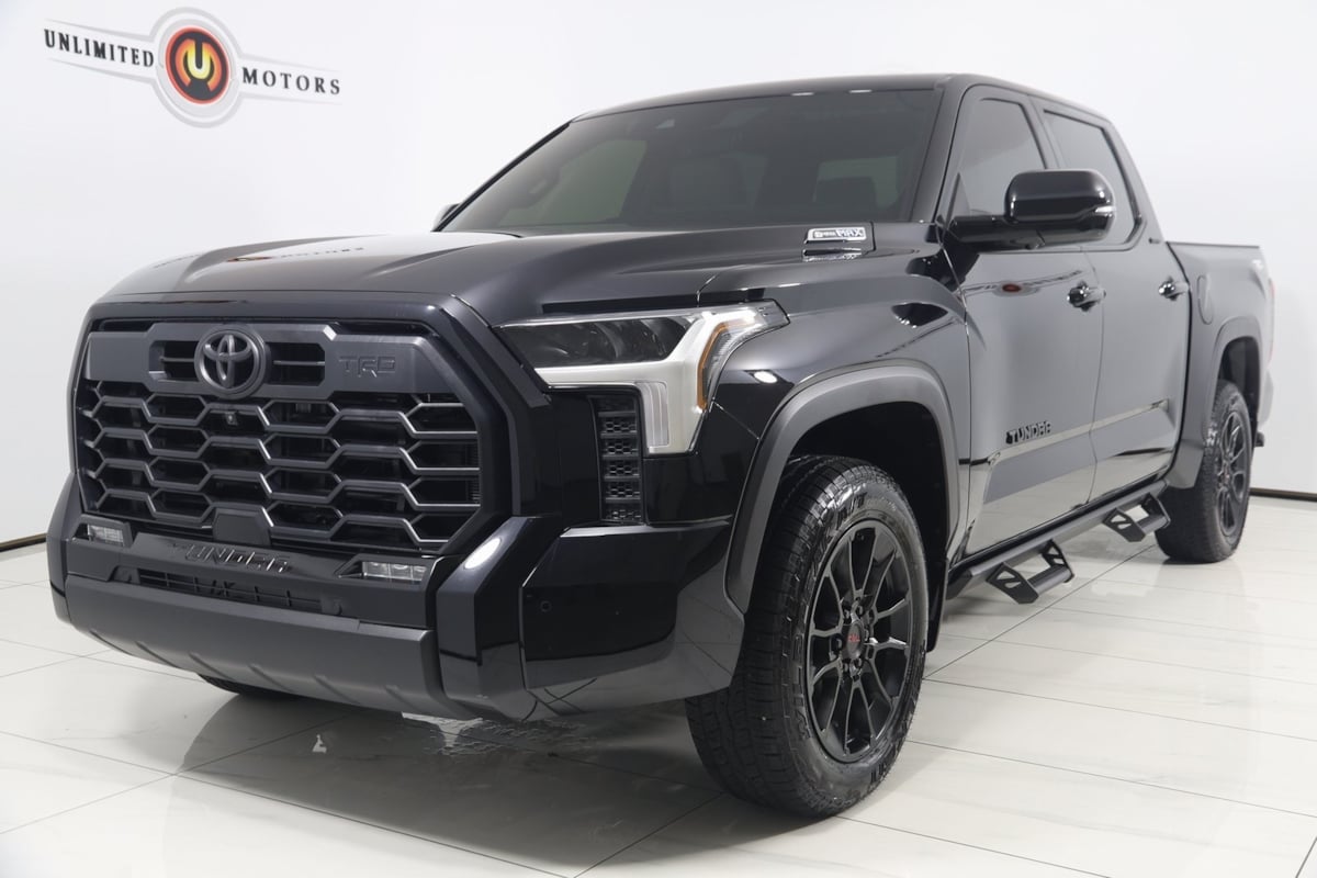 2025 Toyota Tundra Limited photo 4