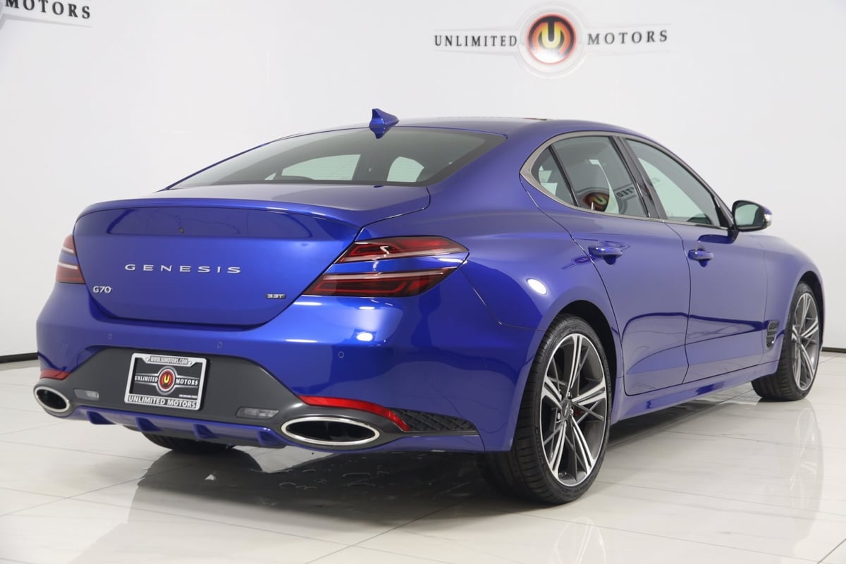 2024 Genesis G70 3.3T Sport Advanced photo 3