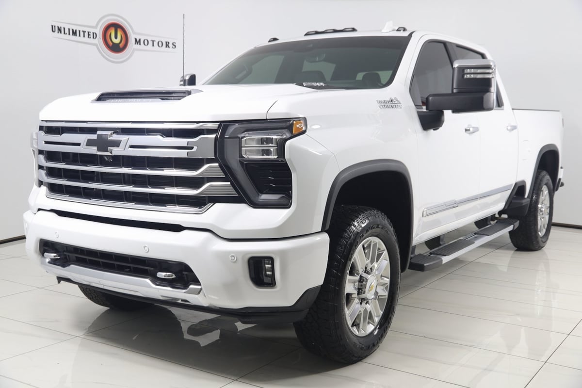 2025 Chevrolet Silverado 2500HD High Country photo 4