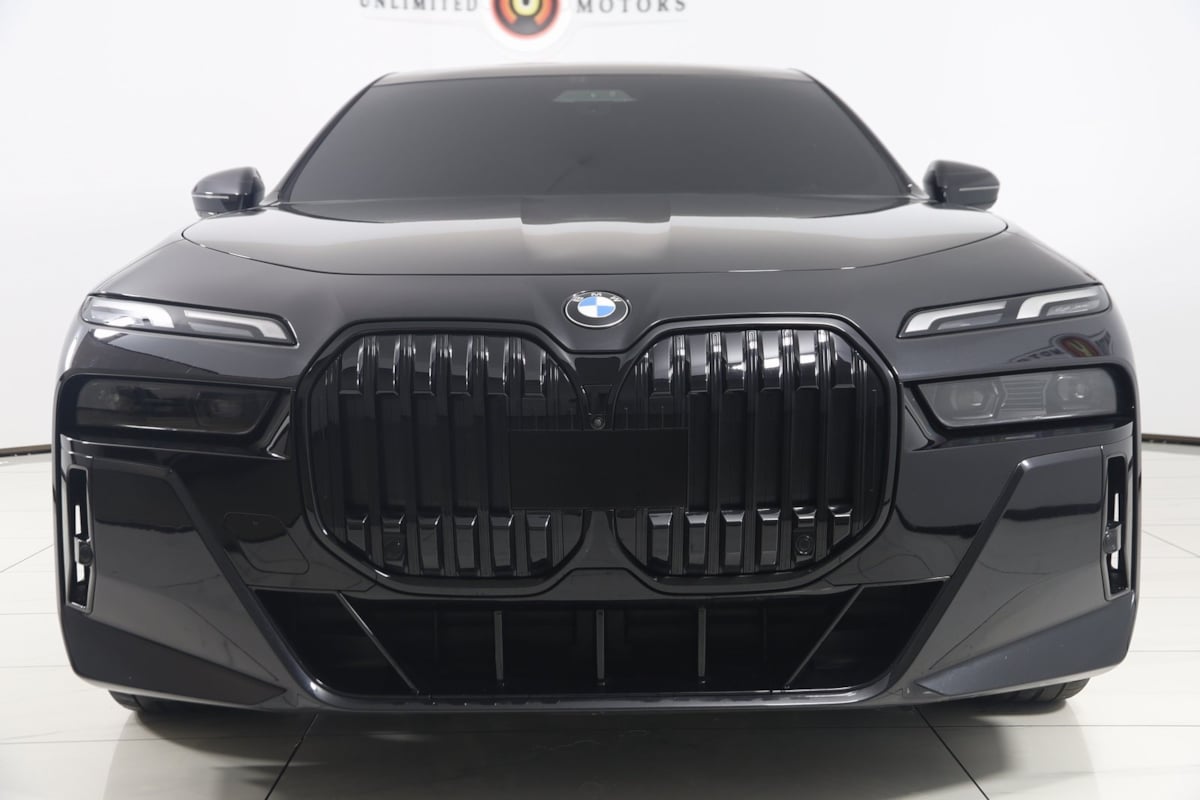 2023 Bmw 760i xDrive photo 4