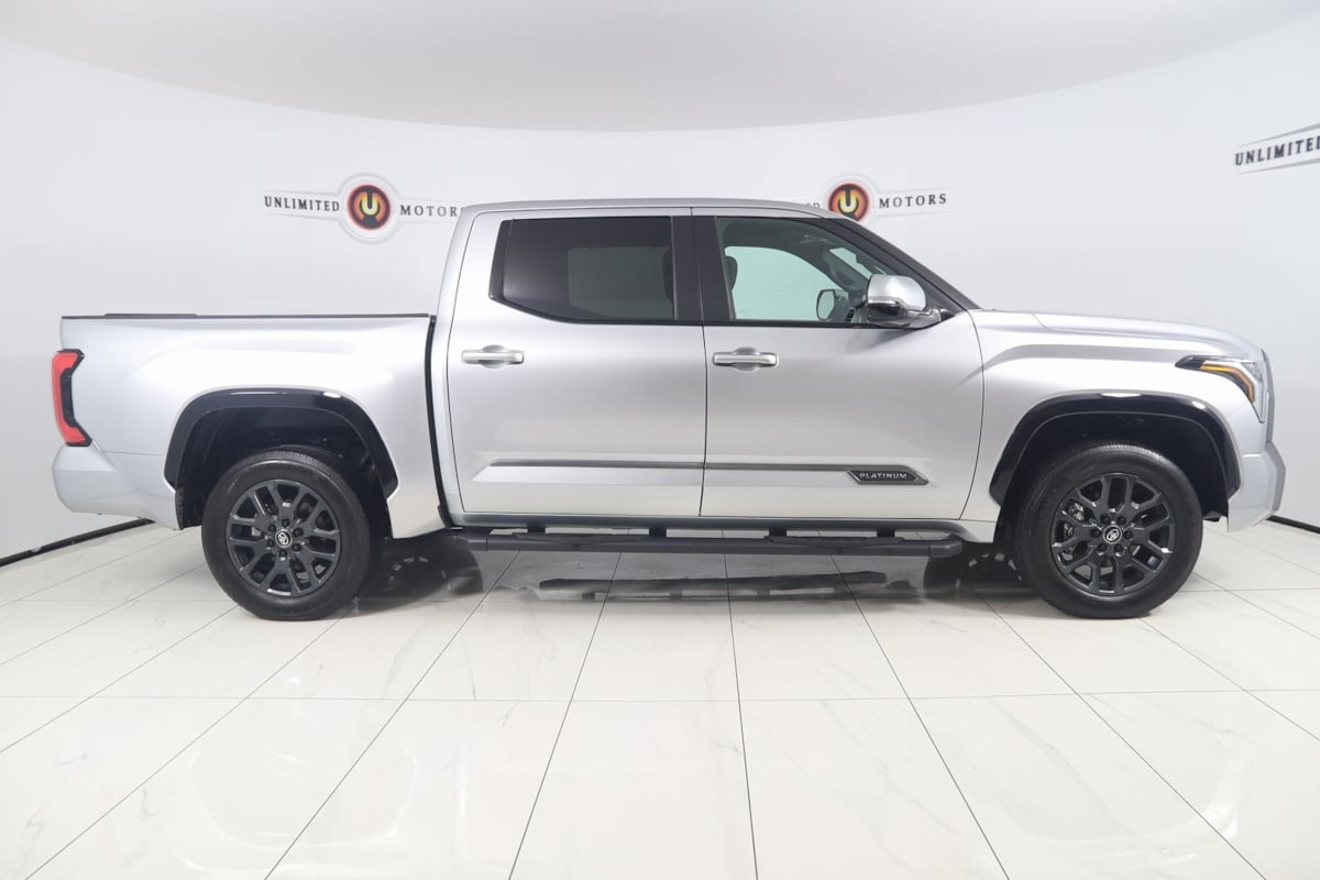 2025 Toyota Tundra Platinum photo 2