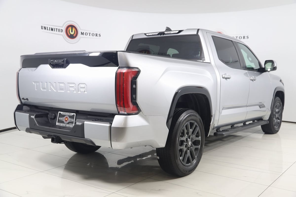 2025 Toyota Tundra Platinum photo 3