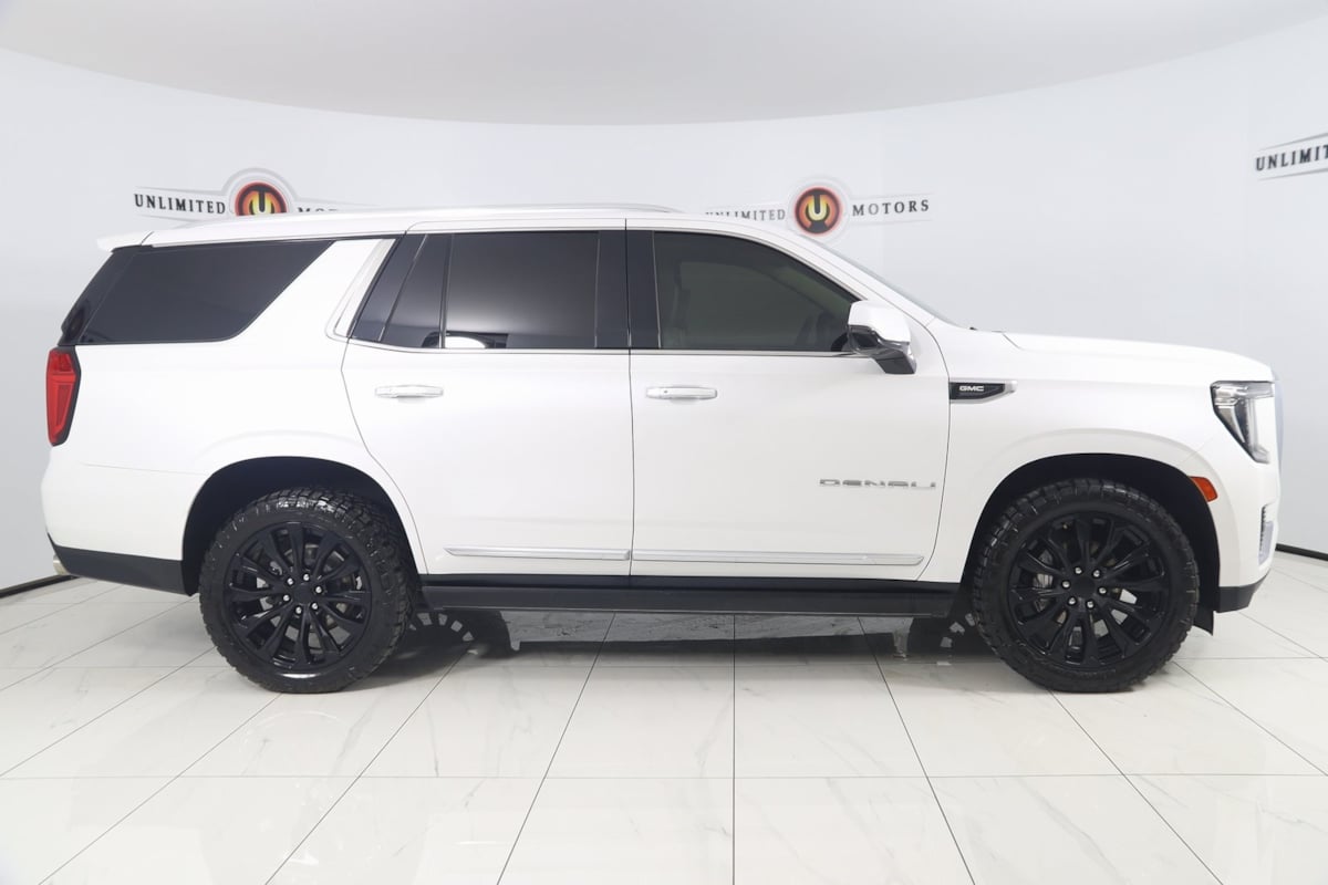 2022 Gmc Yukon Denali photo 2