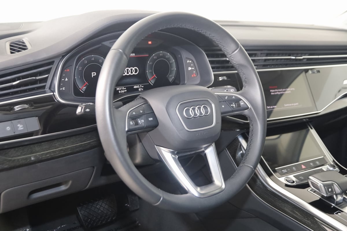 2022 Audi Q7 Premium Plus 55 photo 2