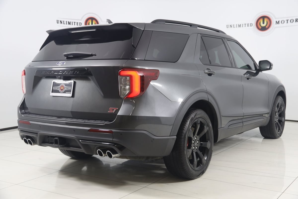 2020 Ford Explorer ST photo 2