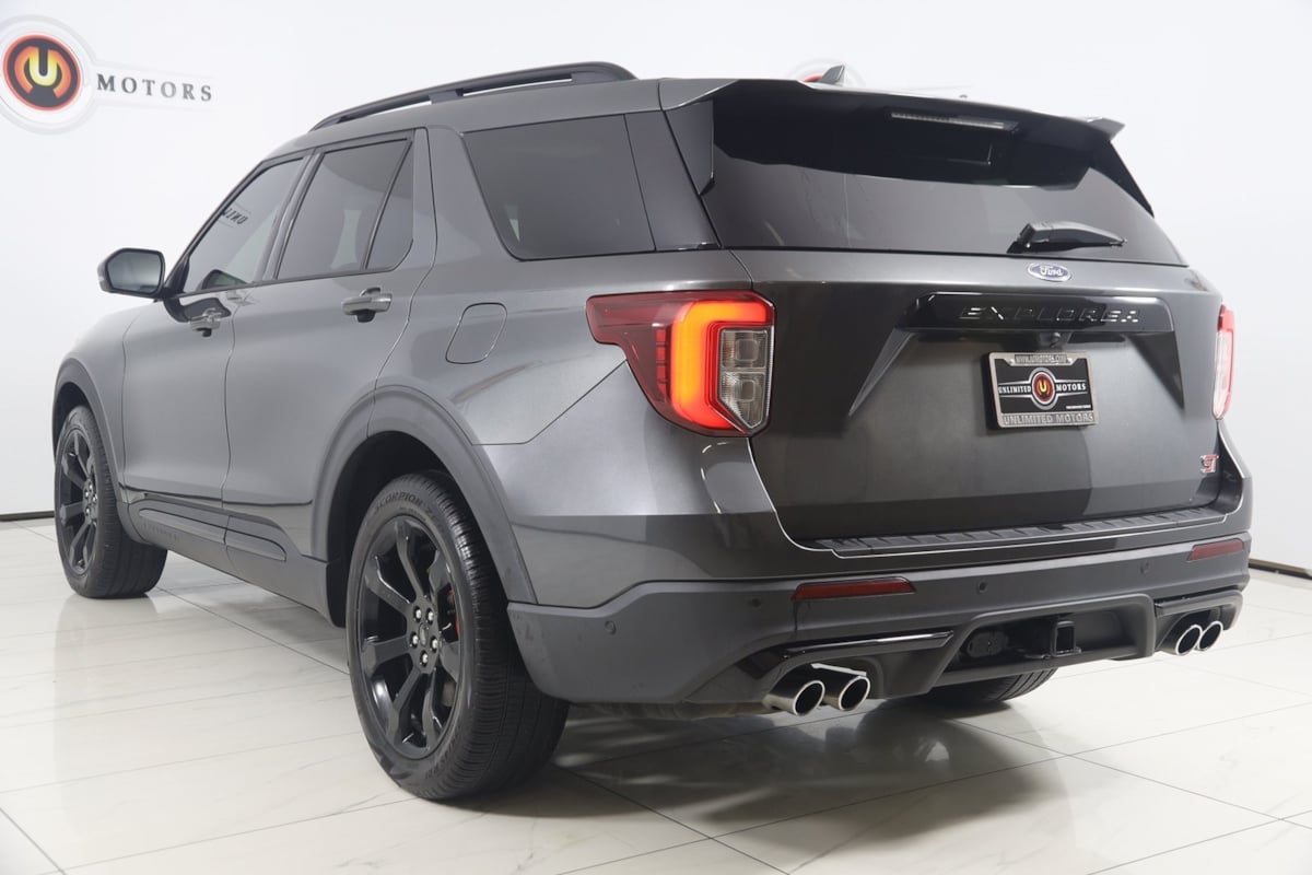 2020 Ford Explorer ST photo 3