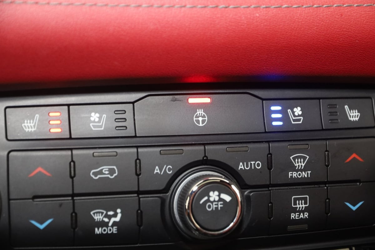 2022 Dodge Durango R/T Blacktop photo 3