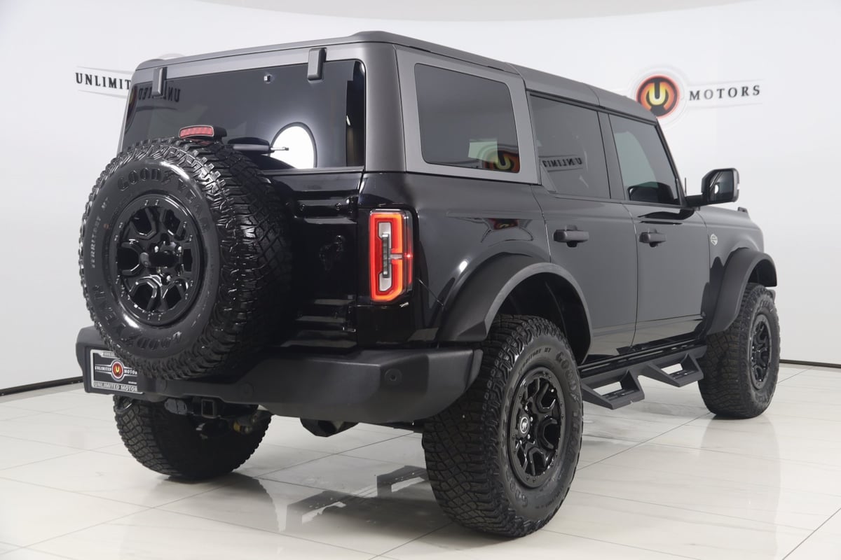 2022 Ford Bronco Wildtrak photo 3