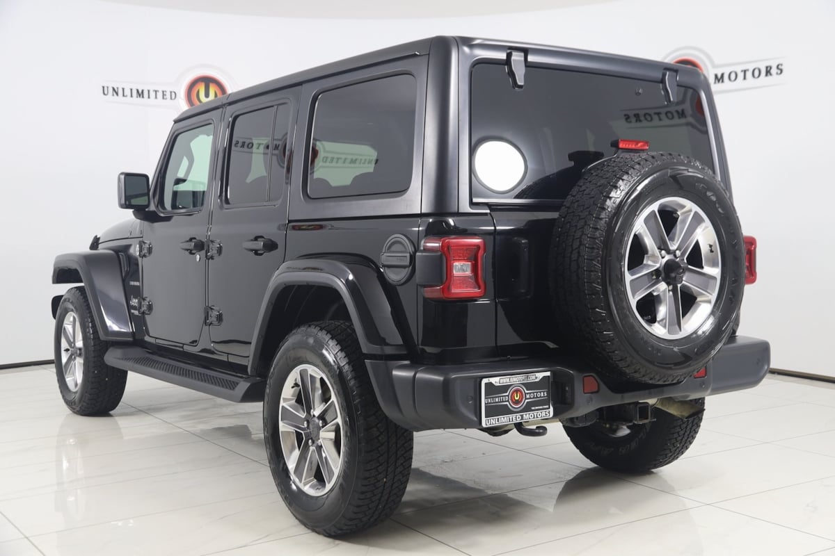 2021 Jeep Wrangler Unlimited Sahara photo 4
