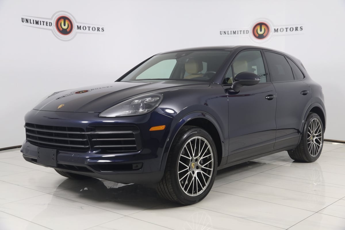2022 Porsche Cayenne Platinum Edition photo 4