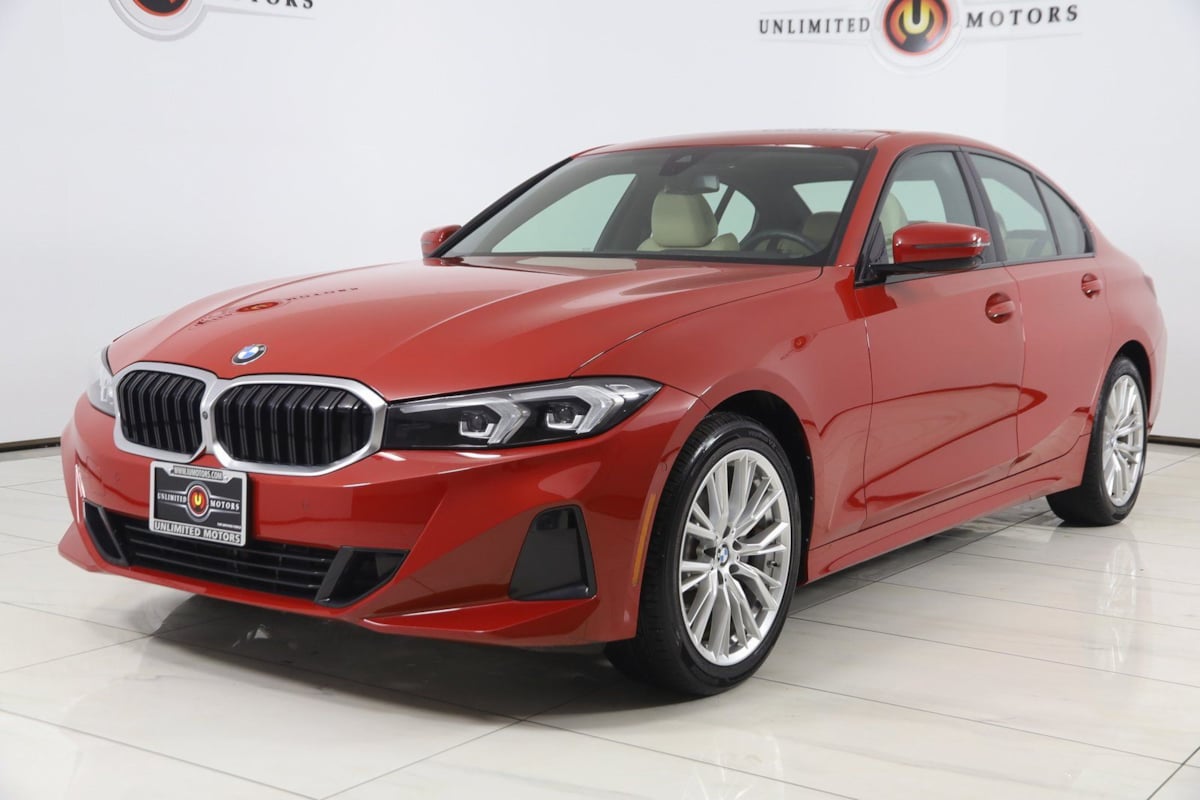 2023 BMW 3 Series 330i - Photo 5