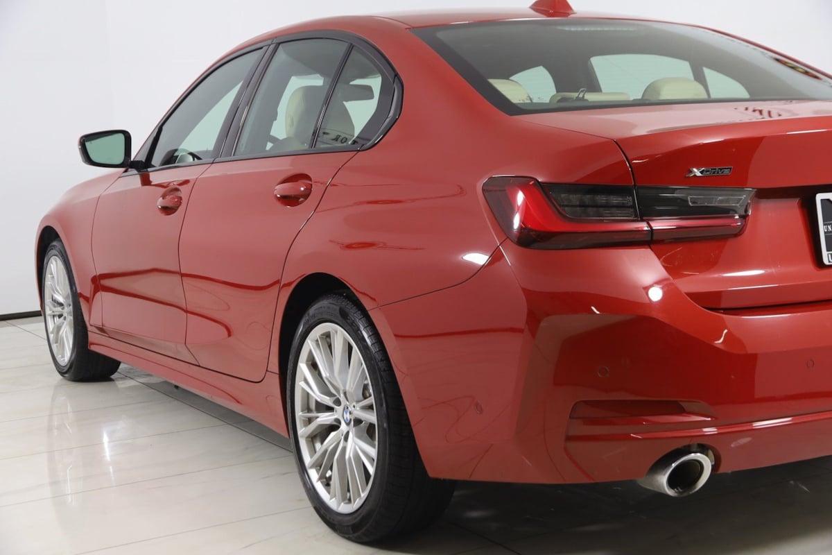 2023 BMW 3 Series 330i - Photo 24