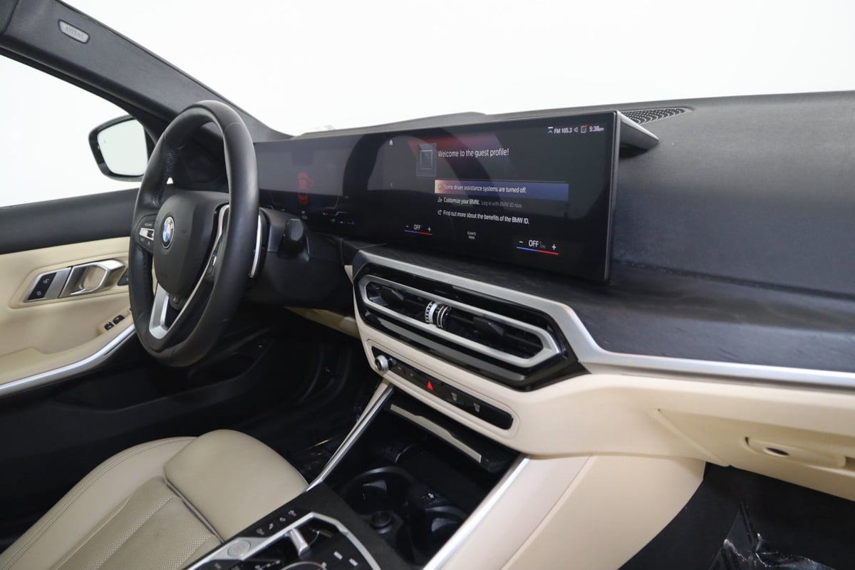 2023 BMW 3 Series 330i - Photo 43