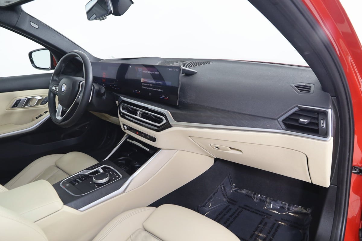 2023 BMW 3 Series 330i - Photo 44