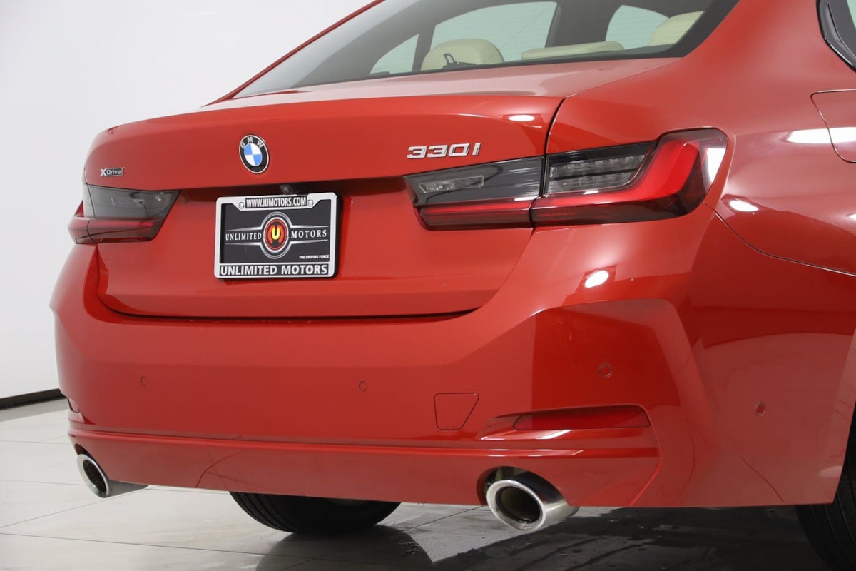 2023 BMW 3 Series 330i - Photo 46