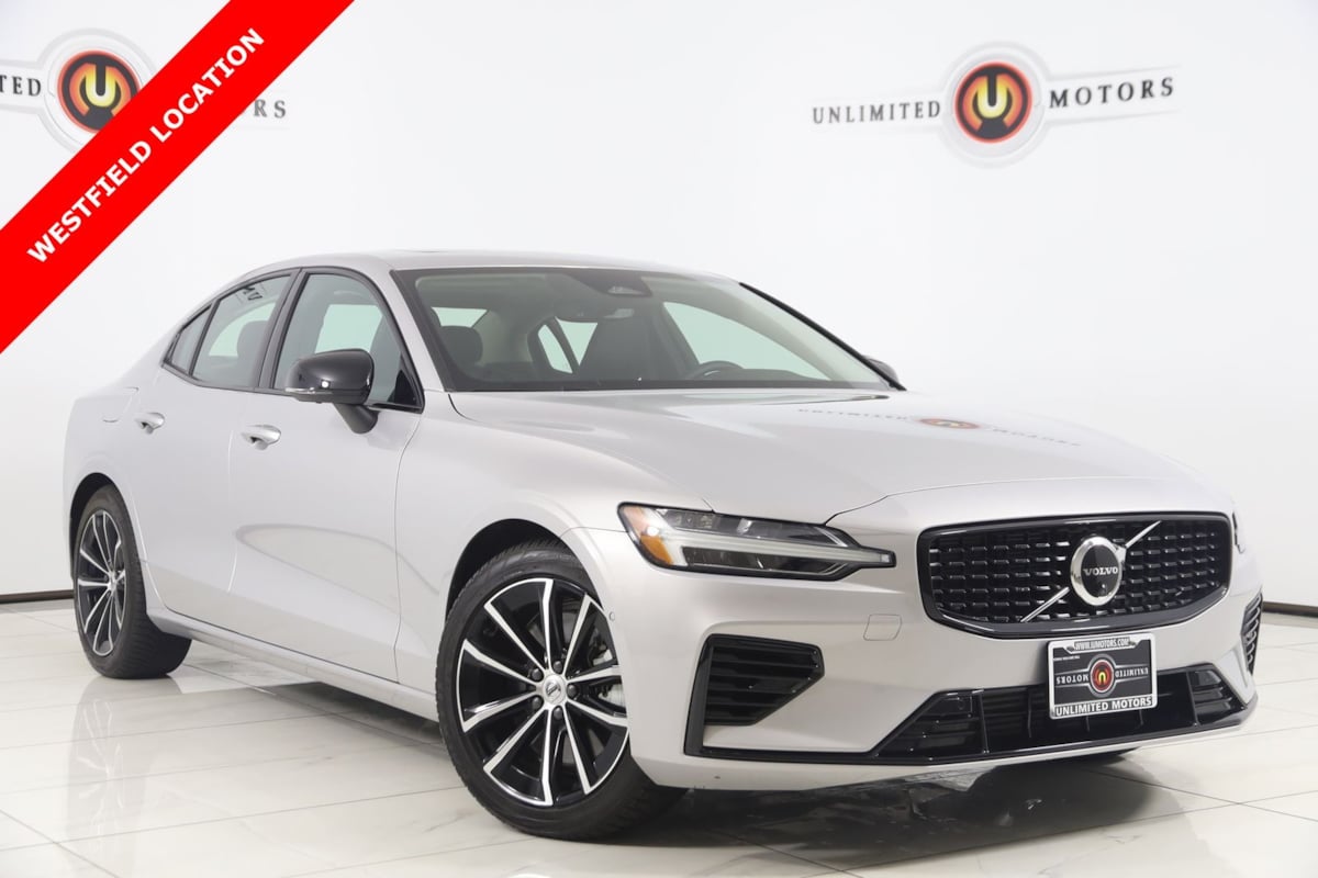 2023 Volvo S60 T8 Recharge Plus Dark Theme AWD's photo