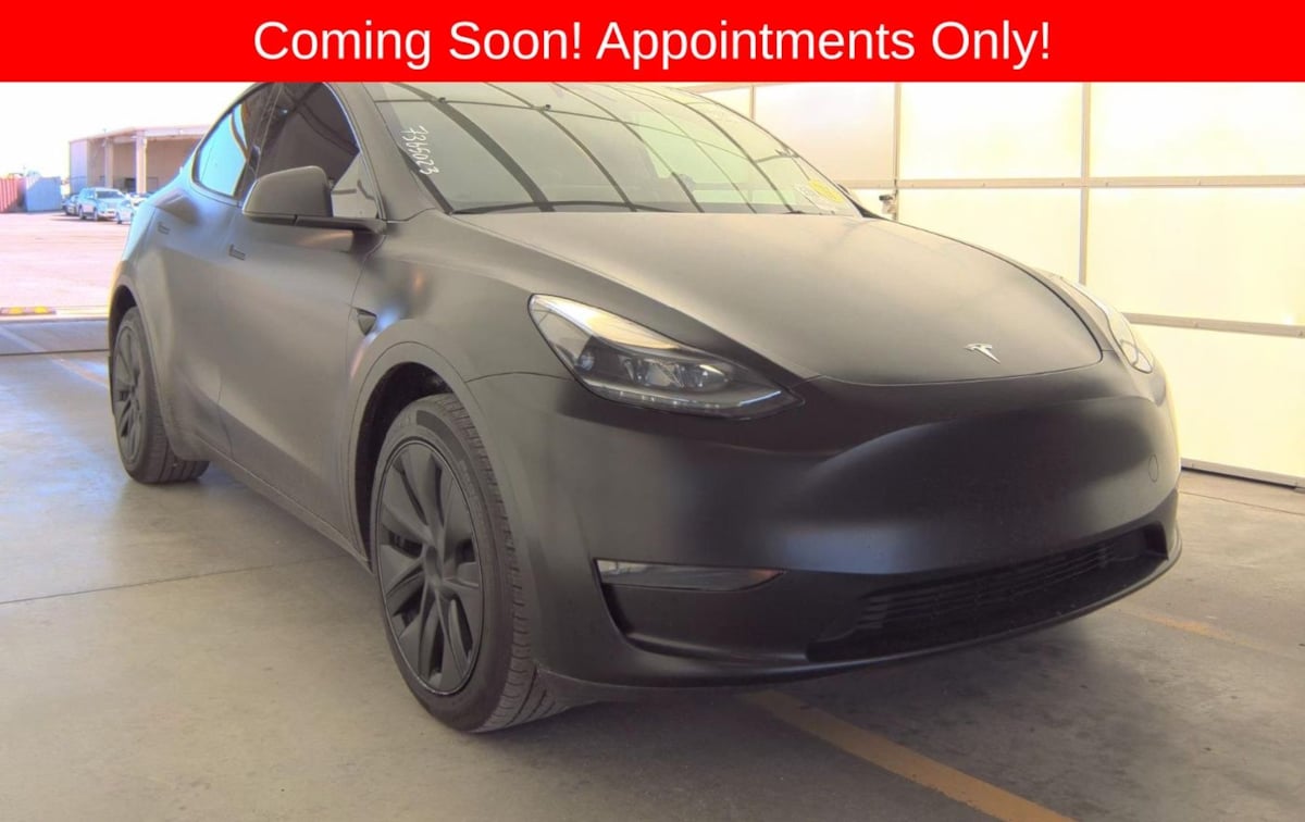 2024 Tesla Model Y Long Range Dual Motor All-Wheel Drive's photo