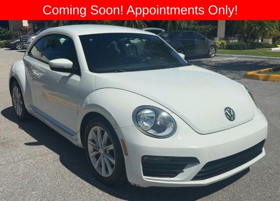 2018 Volkswagen Beetle 2.0T S Auto's photo
