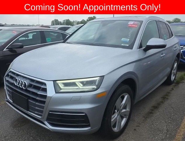 2019 Audi Q5 2.0T quattro S tronic Premium Plus's photo