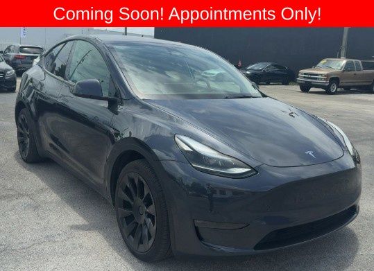 2025 Tesla Model Y Long Range Dual Motor All-Wheel Drive's photo