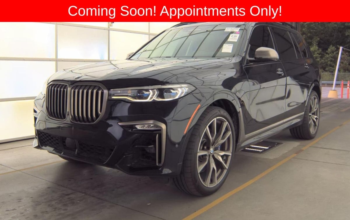 2020 BMW X7 M50i's photo