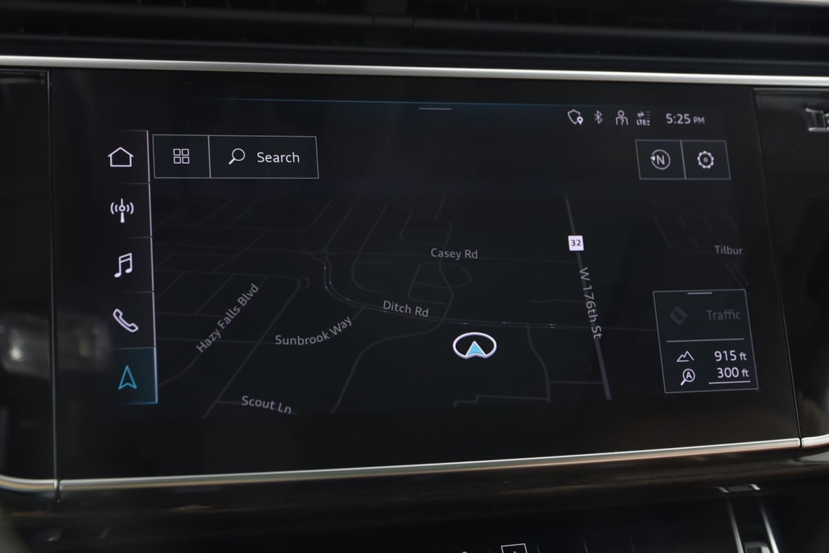 2023 Audi Q7 Premium Plus - Photo 9