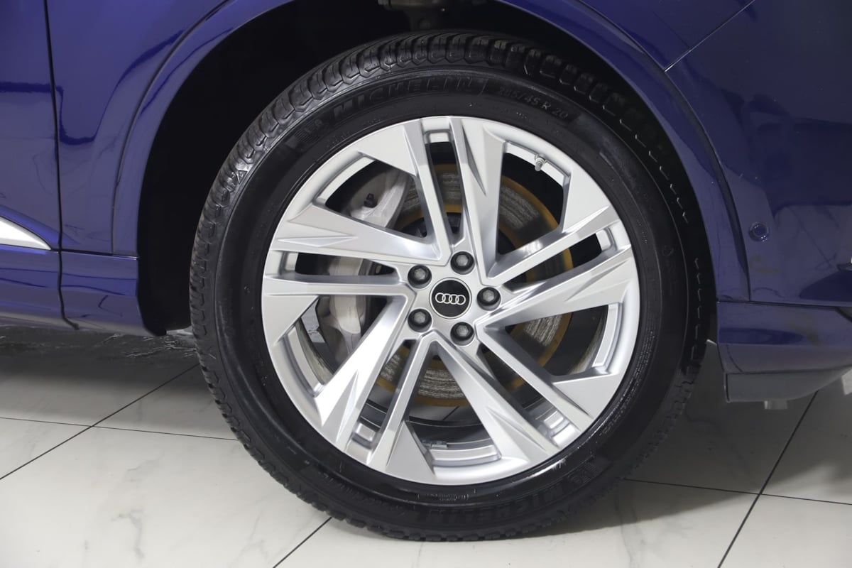 2023 Audi Q7 Premium Plus - Photo 18