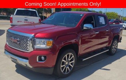 2019 GMC Canyon 4WD Denali Crew Cab Short Box's photo