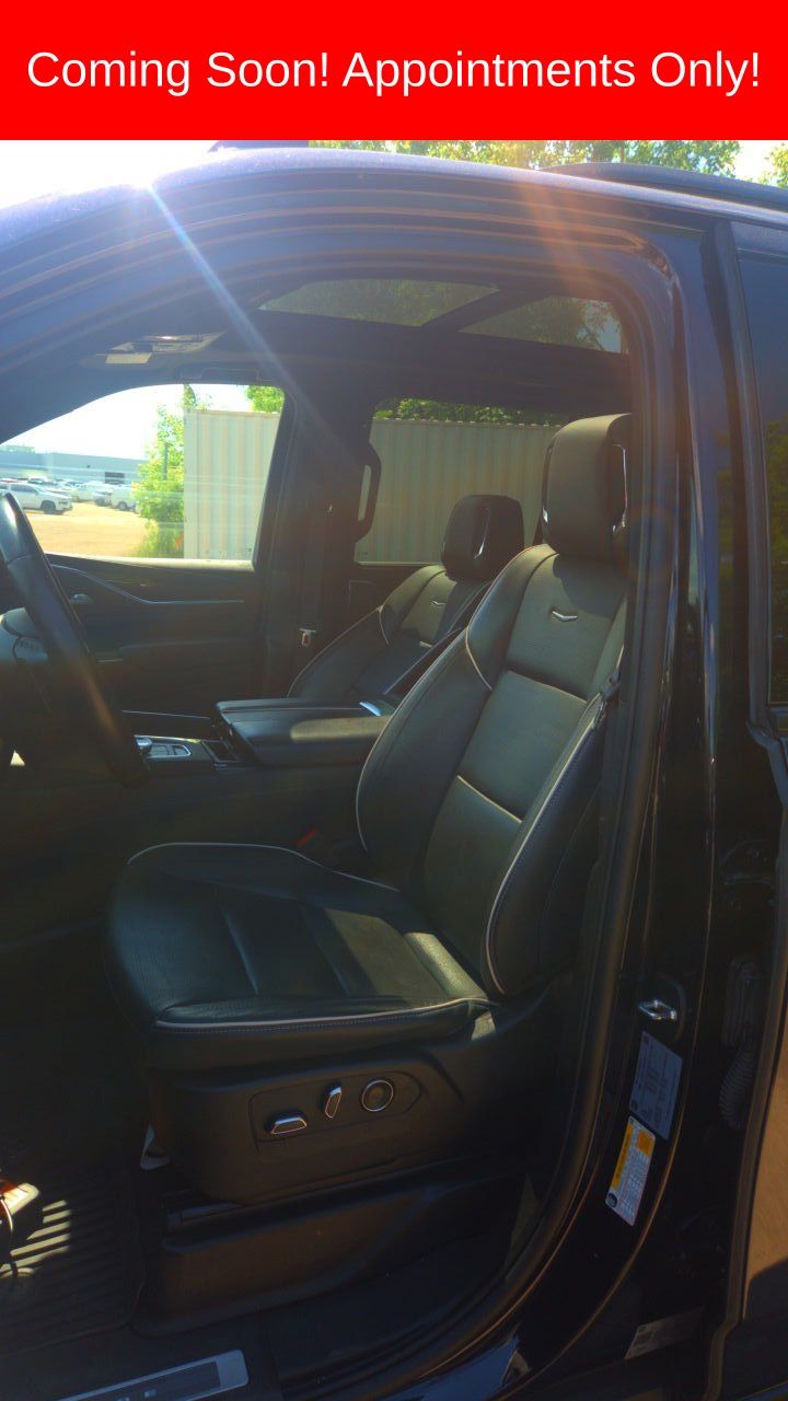 2024 Cadillac Escalade Sport - Photo 3