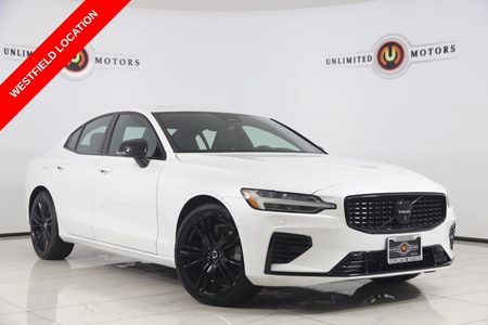 2024 Volvo S60 Recharge Plug-In Hybrid Plus Black Edition