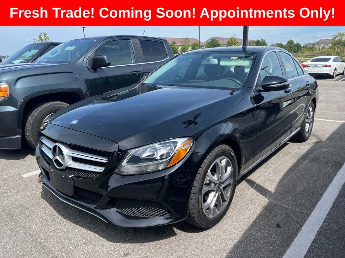 2017 Mercedes-Benz C 300 4MATIC Sedan with Luxury Pkg
