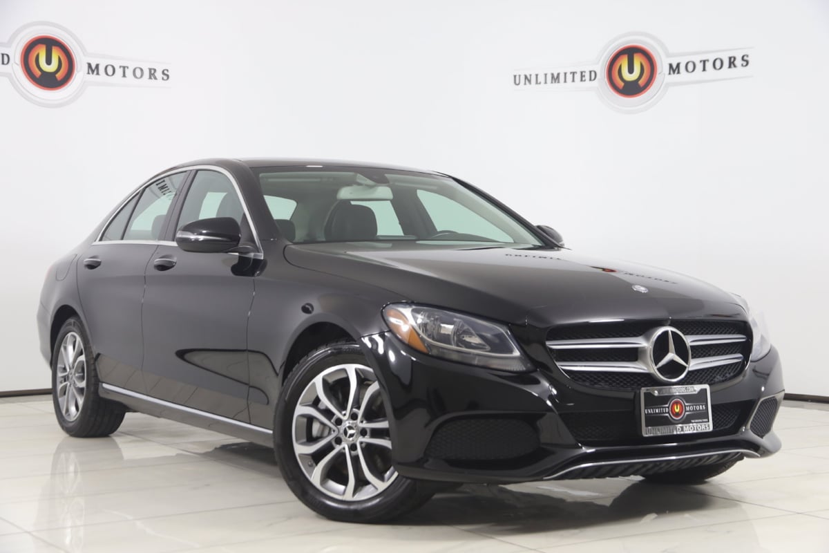 2017 Mercedes-Benz C 300 4MATIC Sedan with Luxury Pkg