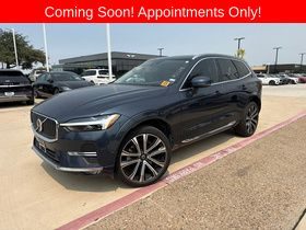 2023 Volvo XC60 Ultimate Bright Theme