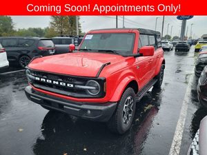 View 2024 Ford Bronco 
