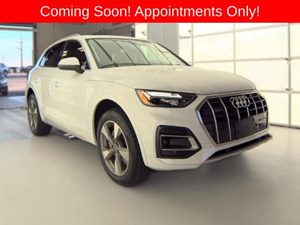 View 2023 Audi Q5 