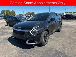 View 2024 Kia Sportage 